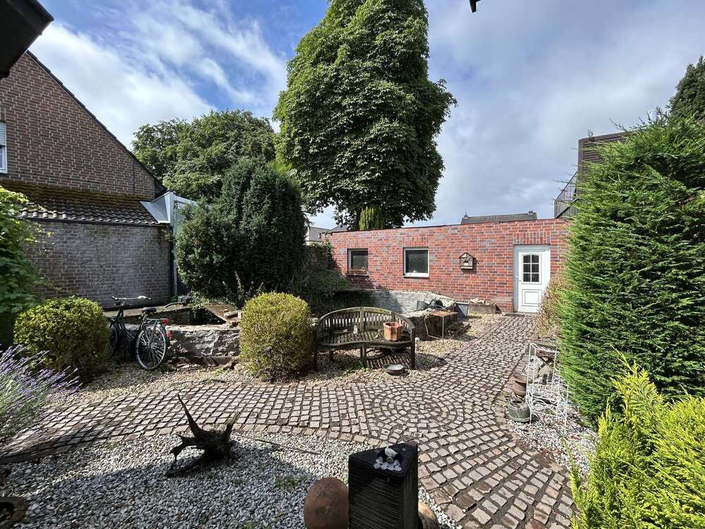 Thumbnail-Haus zum Kaufen in Rhede 399.900,00 € 167 m²