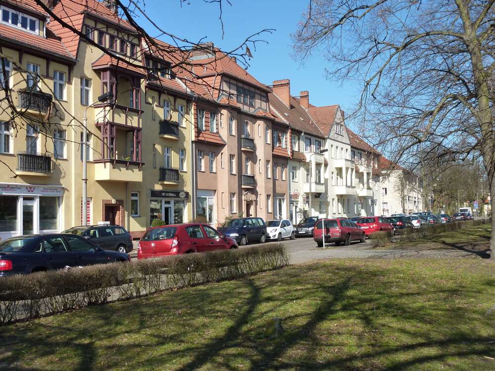 Thumbnail-Wohnung zum Kaufen in Hennigsdorf 215.000,00 € 70 m²