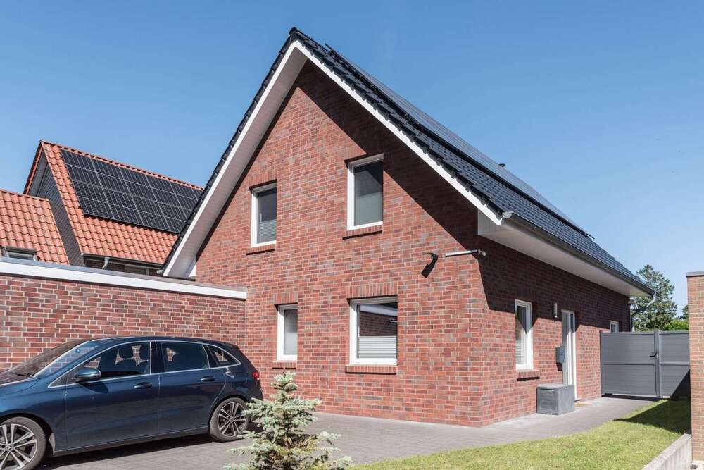 Thumbnail-Haus zum Kaufen in Bremen 669.000,00 € 142.44 m²