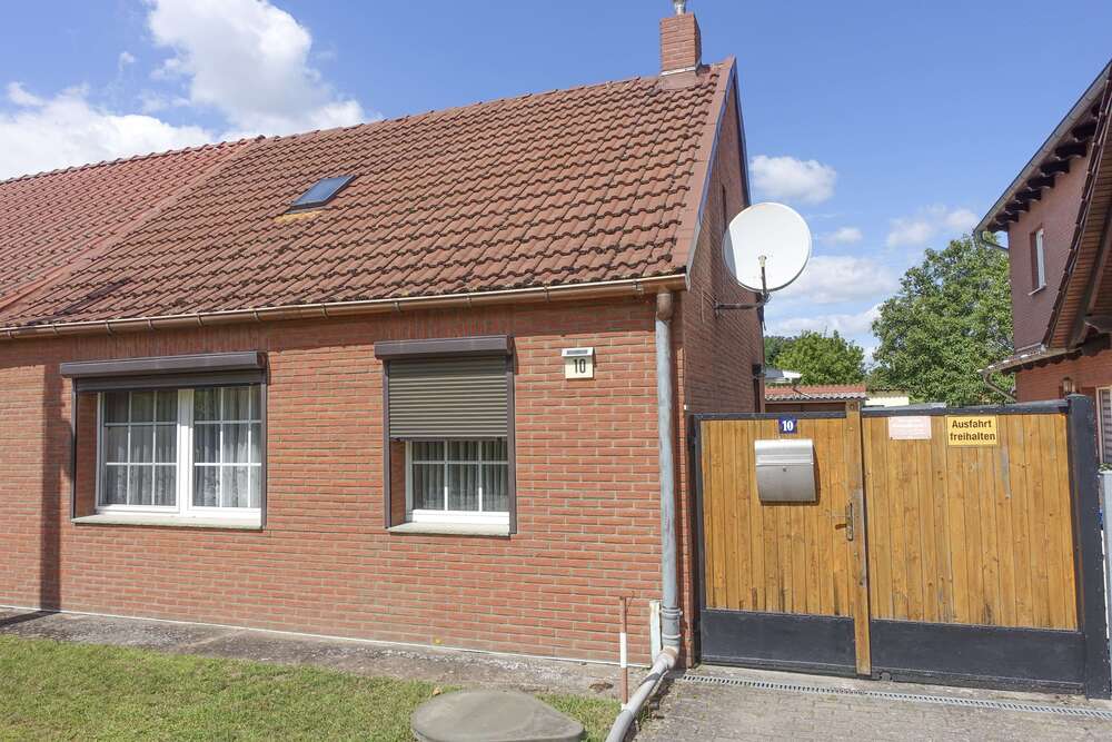 Thumbnail-Haus zum Kaufen in Schönhausen, OT Hohengöhren 60.000,00 € 87 m²