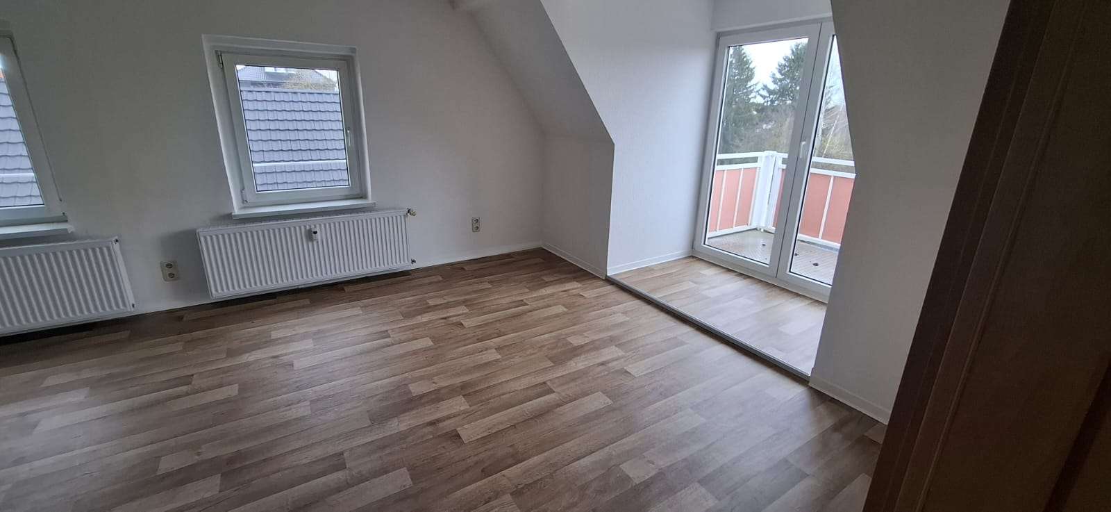 Thumbnail-Wohnung zum Mieten in Neukieritzsch OT Lobstädt 450,00 € 60 m²