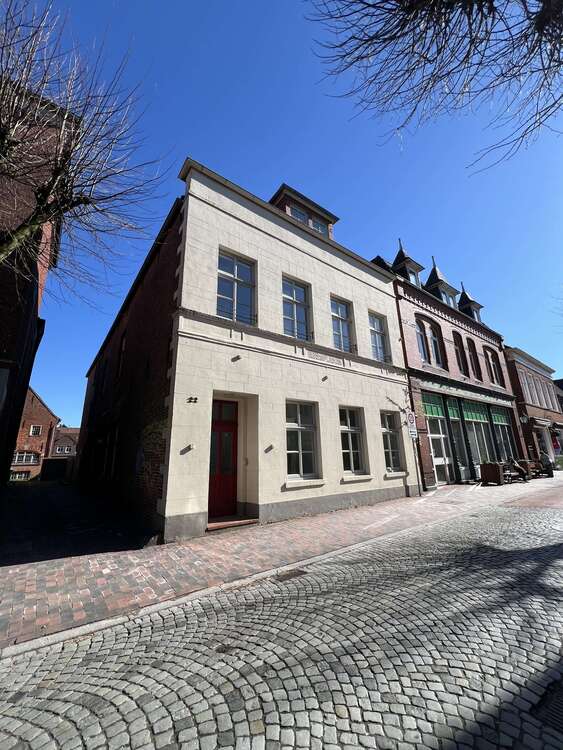 Thumbnail-Wohnung zum Mieten in Leer 495,00 € 48 m²