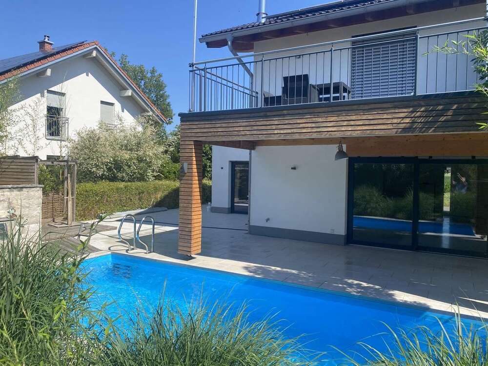 Thumbnail-Wohnung zum Mieten in Emertsham 2.350,00 € 155.5 m²
