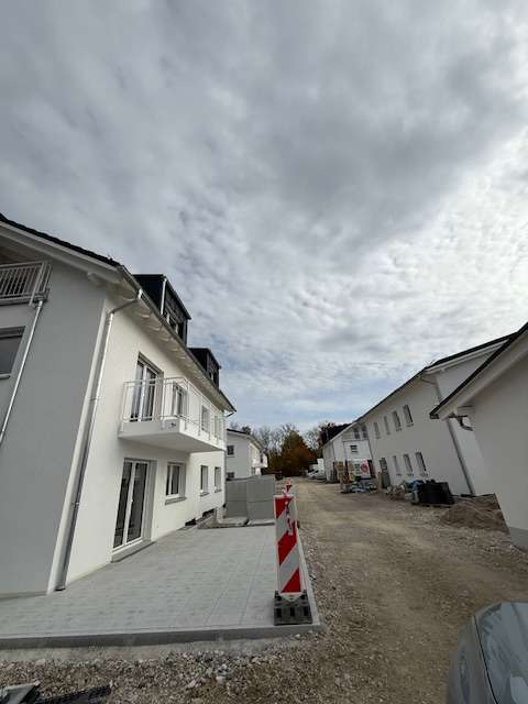 Thumbnail-Wohnung zum Mieten in Brunnthal 2.590,00 € 112 m²