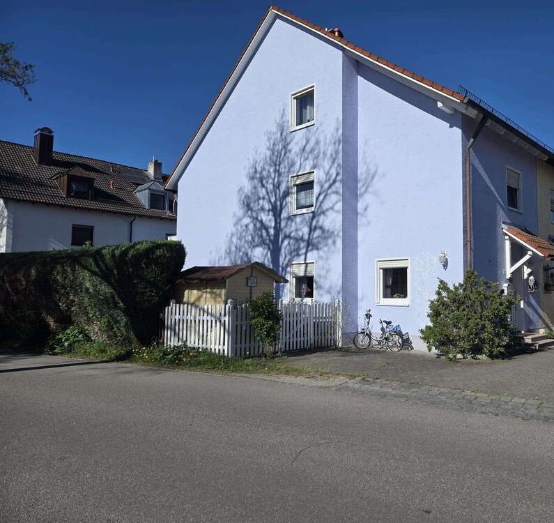 Thumbnail-Haus zum Kaufen in Königsbrunn 649.000,00 € 143 m²