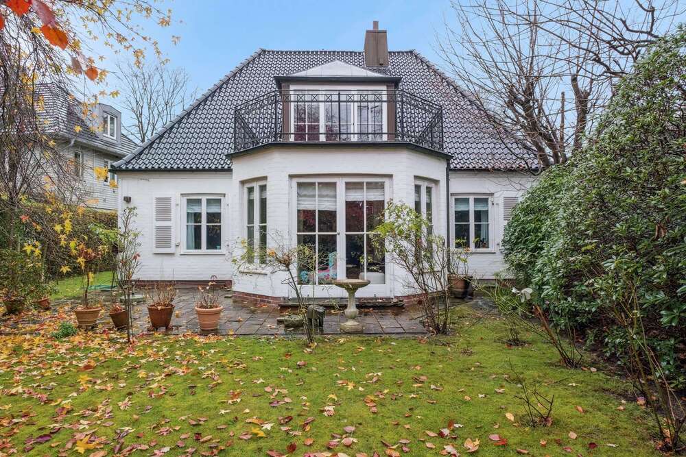 Thumbnail-Haus zum Kaufen in Hamburg 1.950.000,00 € 186 m²
