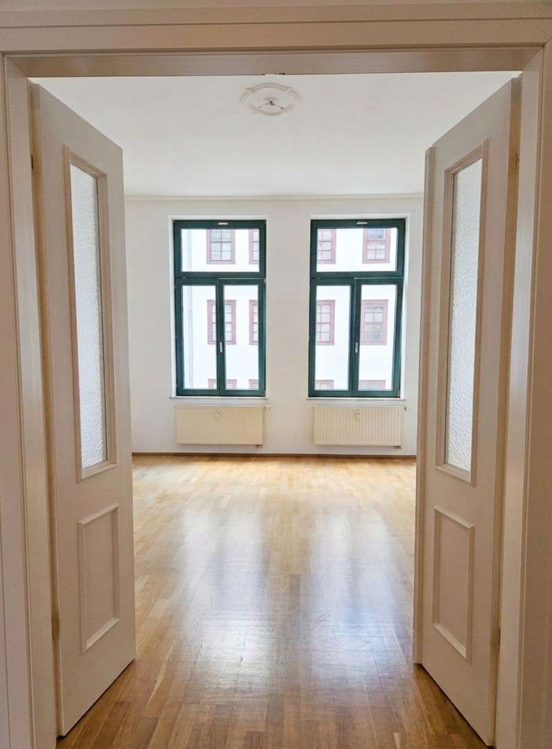 Thumbnail-Wohnung zum Kaufen in Leipzig 385.000,00 € 104 m²