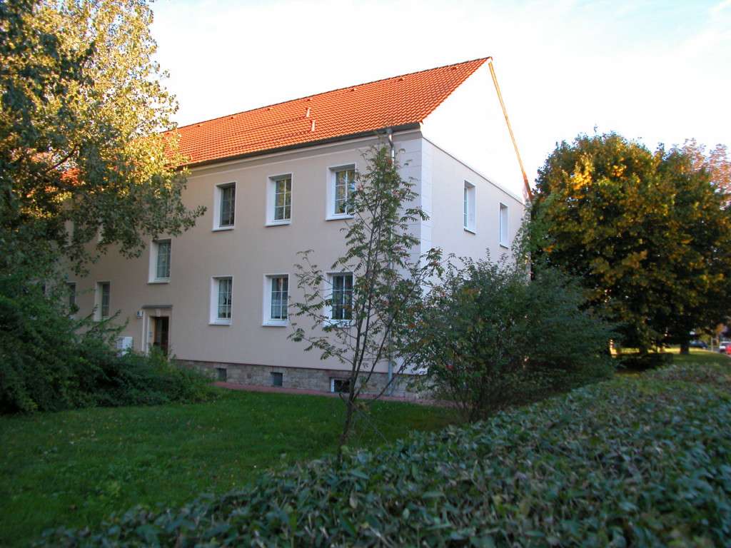 Thumbnail-Wohnung zum Mieten in Braunsbedra 299,00 € 54.2 m²