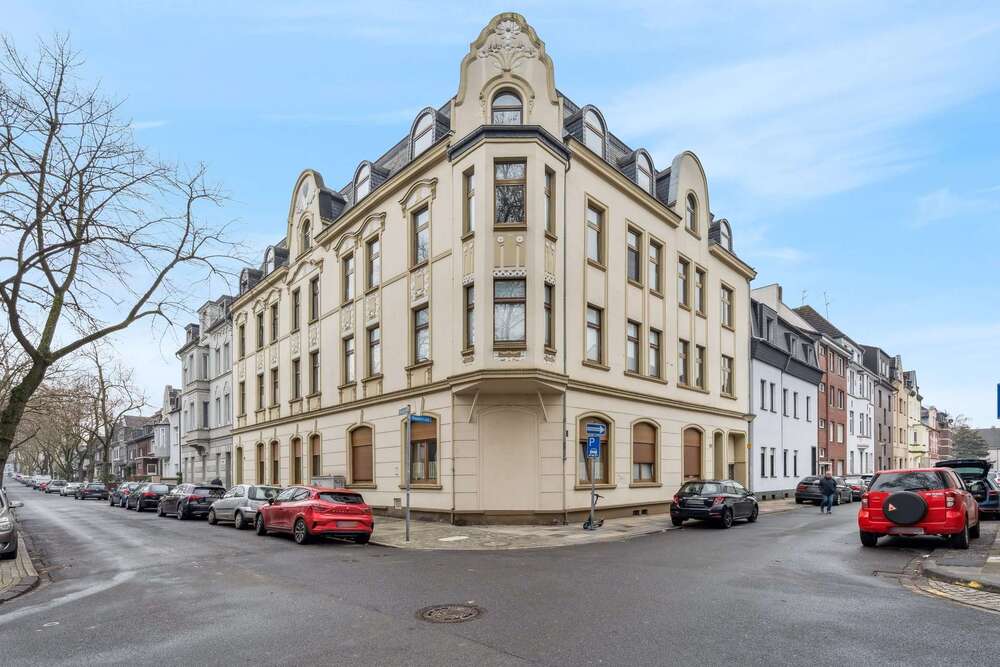 Thumbnail-Haus zum Kaufen in Oberhausen 1.360.000,00 € 848 m²