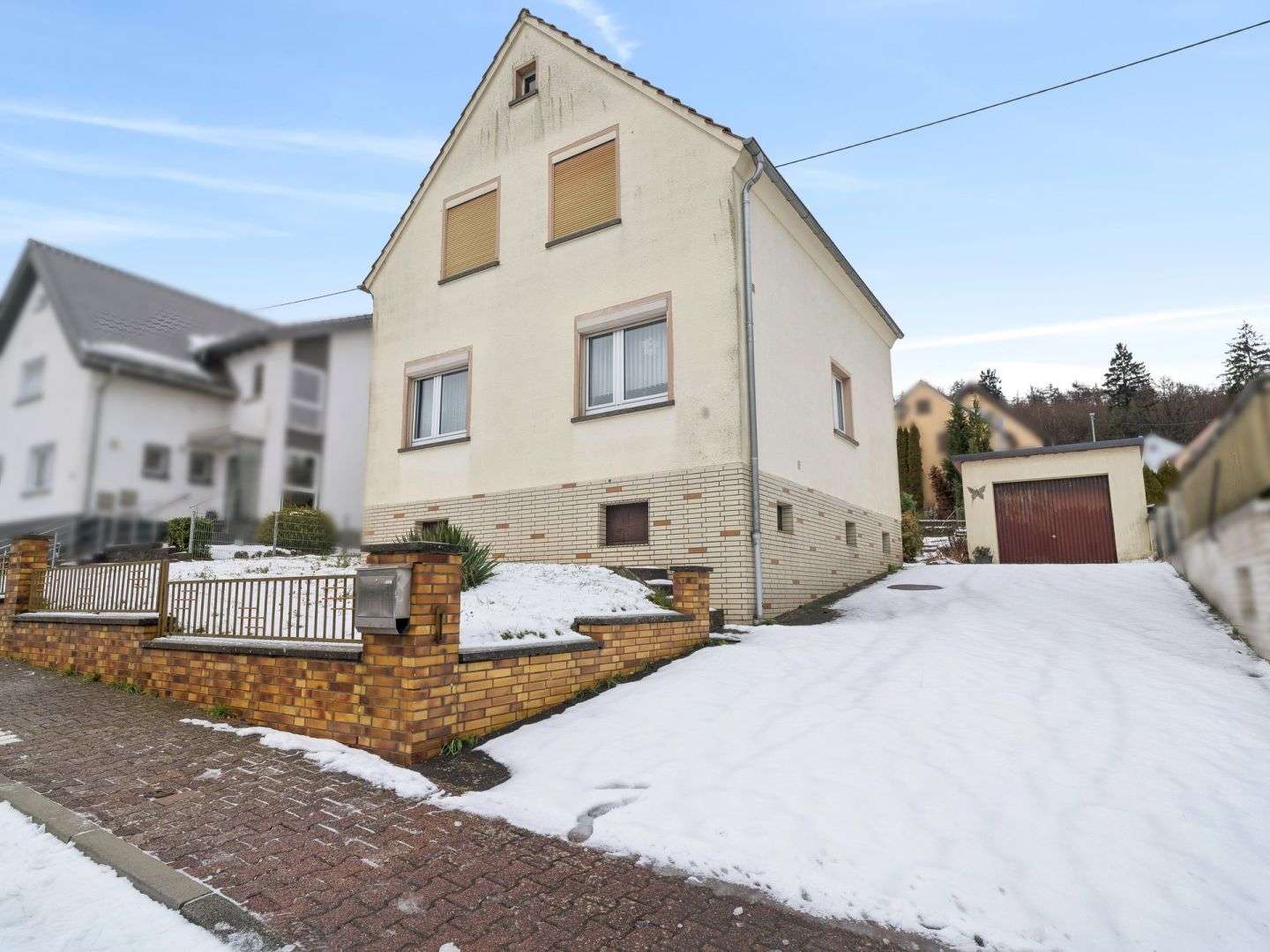 Thumbnail-Haus zum Kaufen in Niedernhausen 299.000,00 € 99 m²