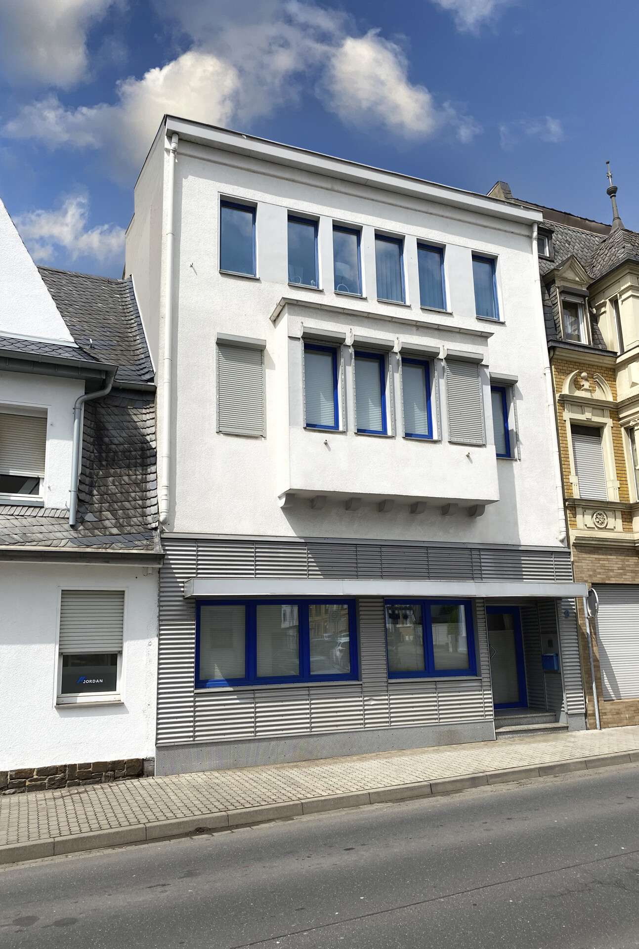Thumbnail-Haus zum Kaufen in NeuwiedHeddesdorf 779.000,00 € 424.26 m²