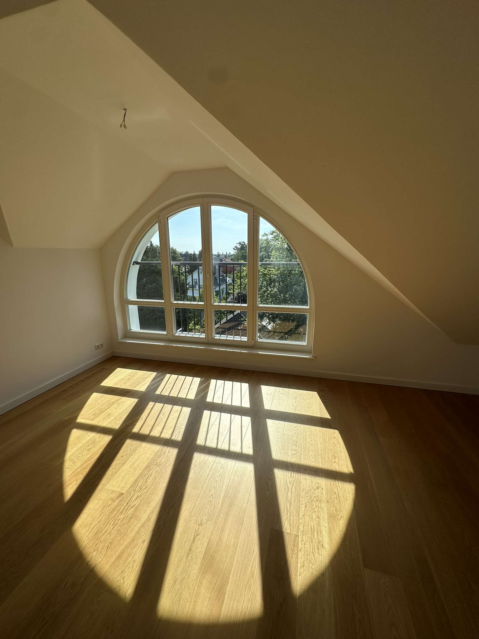 Thumbnail-Wohnung zum Mieten in Berlin 1.500,00 € 131.58 m²