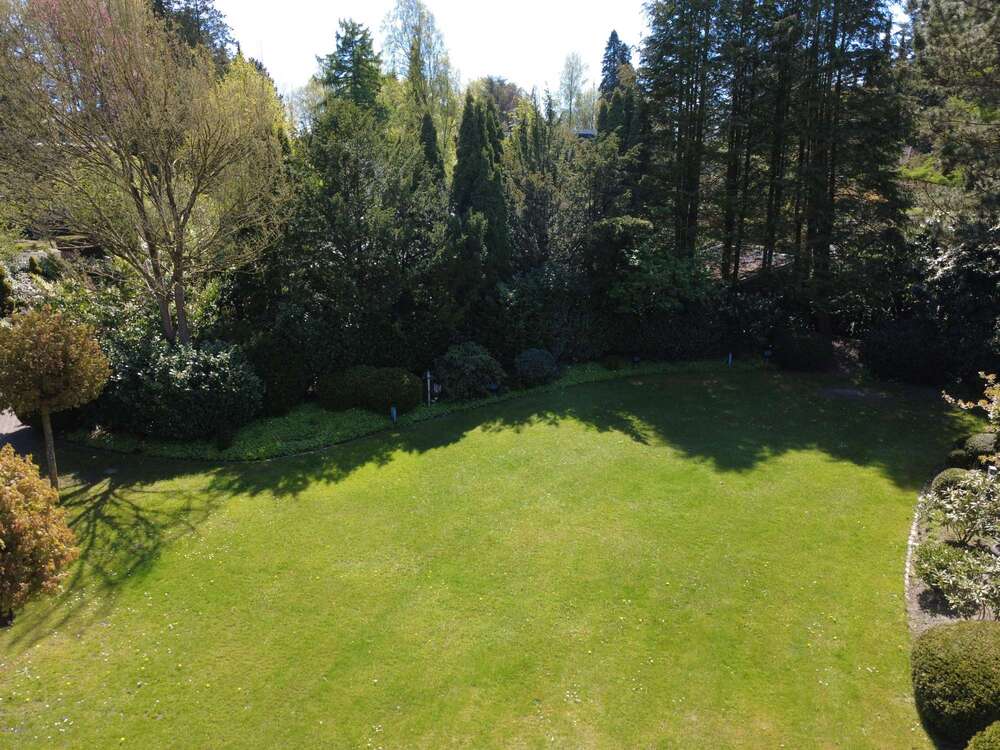 Thumbnail-Grundstück zu verkaufen in Hamburg Wellingsbüttel 1.255.000,00 € 1190 m²