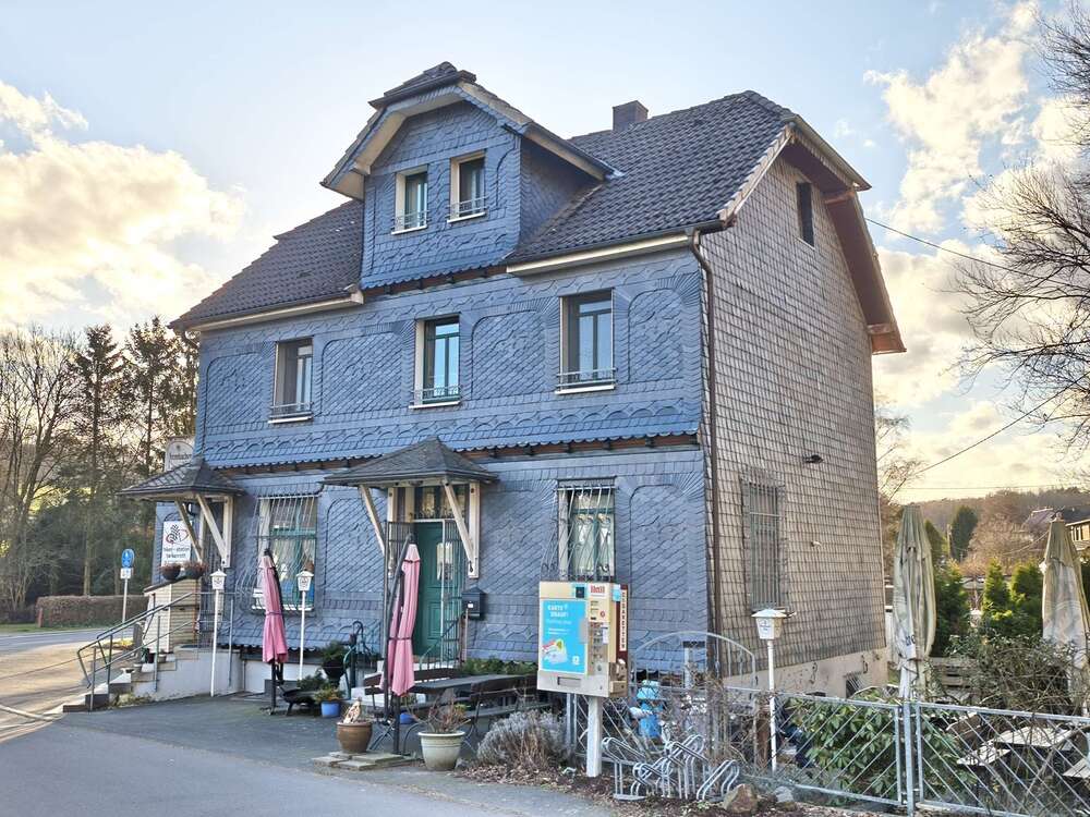 Thumbnail-Haus zum Kaufen in Nümbrecht 299.000,00 € 260 m²