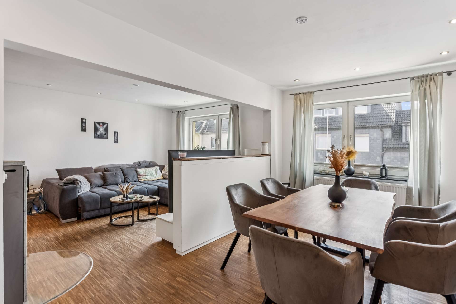 Thumbnail-Wohnung zum Mieten in Mülheim an der Ruhr 875,00 € 103 m²