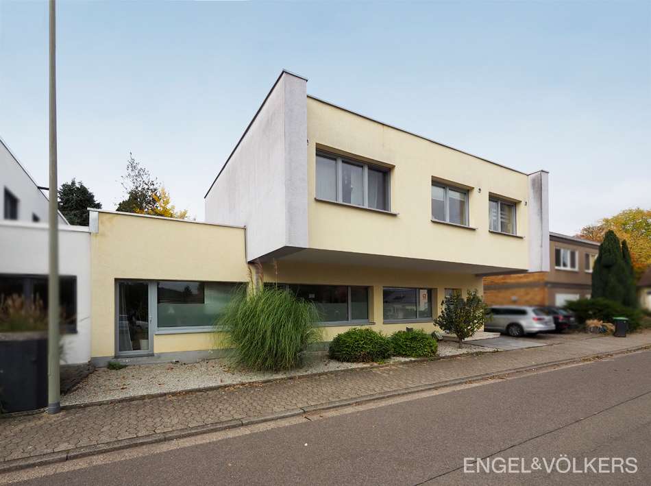 Thumbnail-Haus zum Kaufen in Quierschied 429.000,00 € 236 m²