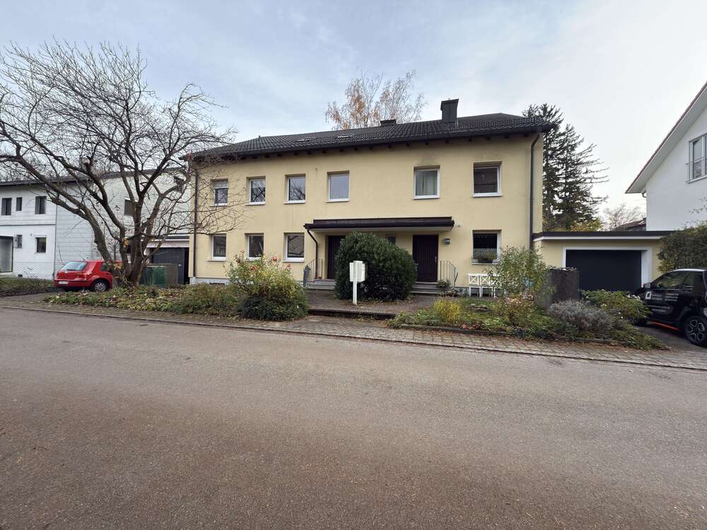 Thumbnail-Haus zum Kaufen in Gröbenzell 1.750.000,00 € 400 m²