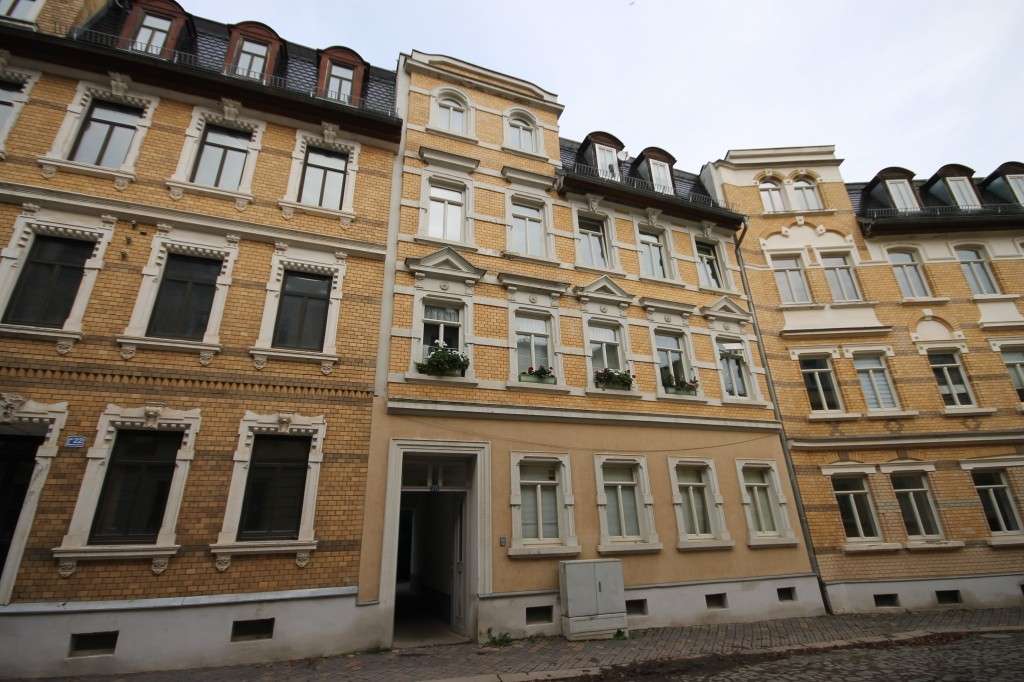 Thumbnail-Wohnung zum Mieten in Gera 331,34 € 65.11 m²