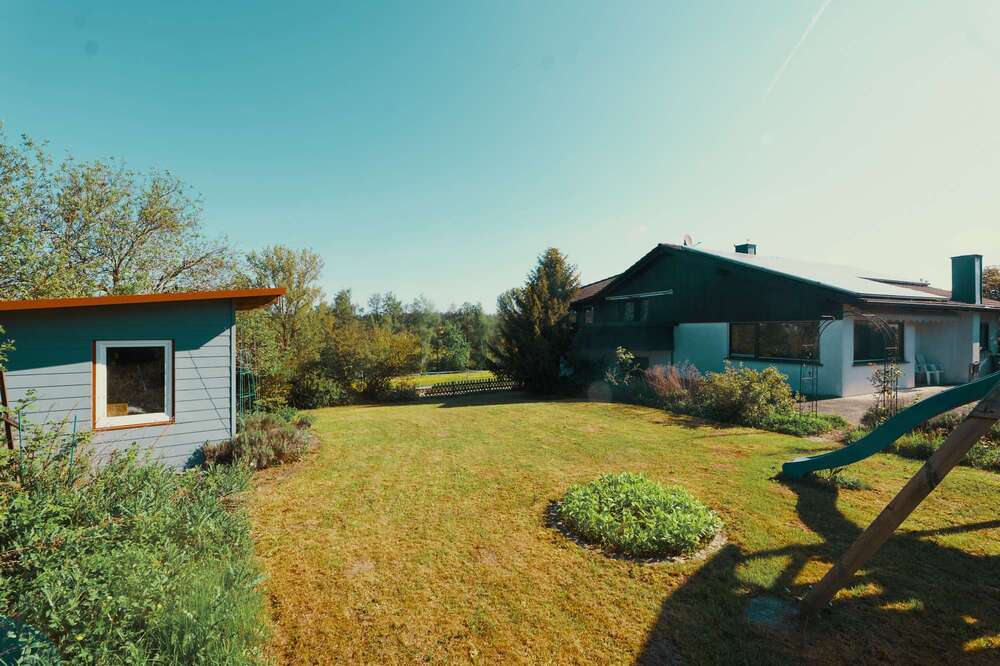 Thumbnail-Haus zum Kaufen in Eschbronn 399.000,00 € 144.22 m²