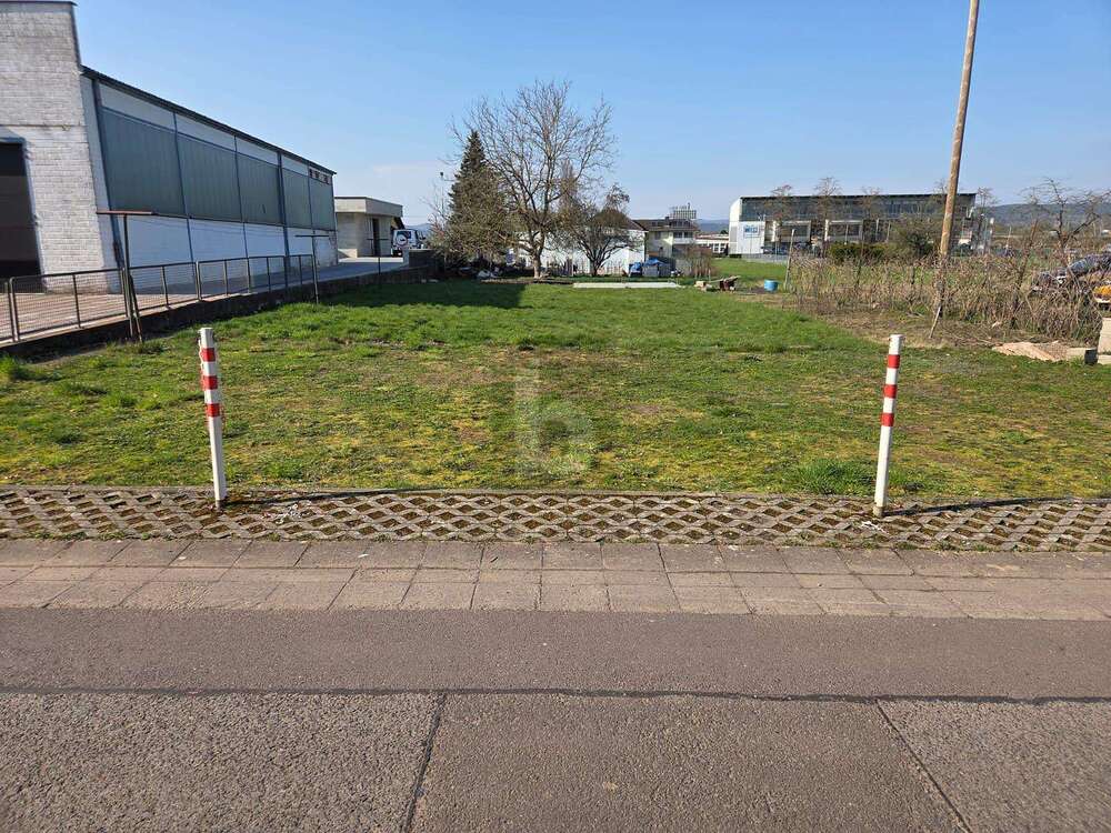 Thumbnail-Grundstück zu verkaufen in Merzig 185.000,00 € 1200 m²
