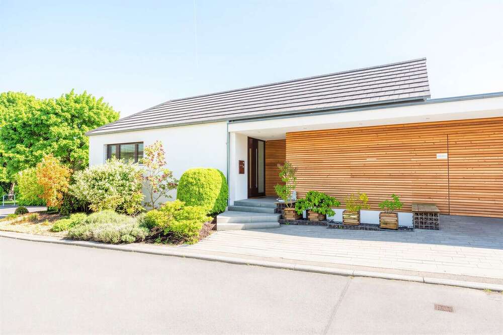 Thumbnail-Haus zum Kaufen in Gäufelden 1.695.000,00 € 303 m²
