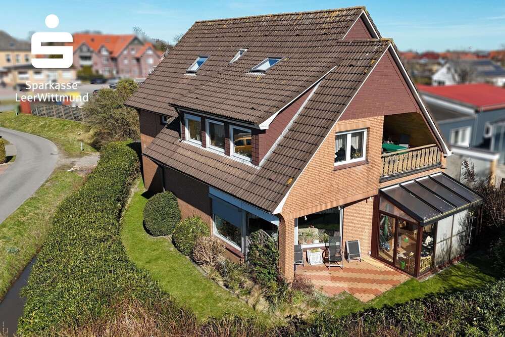 Thumbnail-Haus zum Kaufen in Esens 299.000,00 € 207 m²