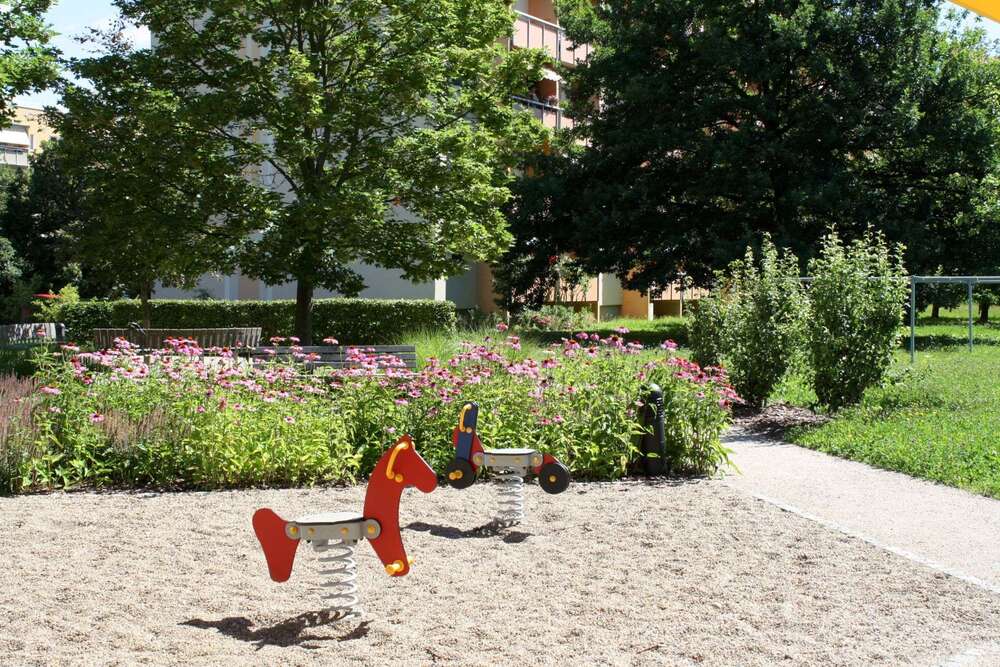 Thumbnail-Wohnung zum Mieten in Pirna 297,96 € 57.3 m²