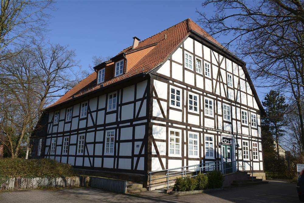 Thumbnail-Wohnung zum Mieten in Hameln 476,00 € 75.56 m²