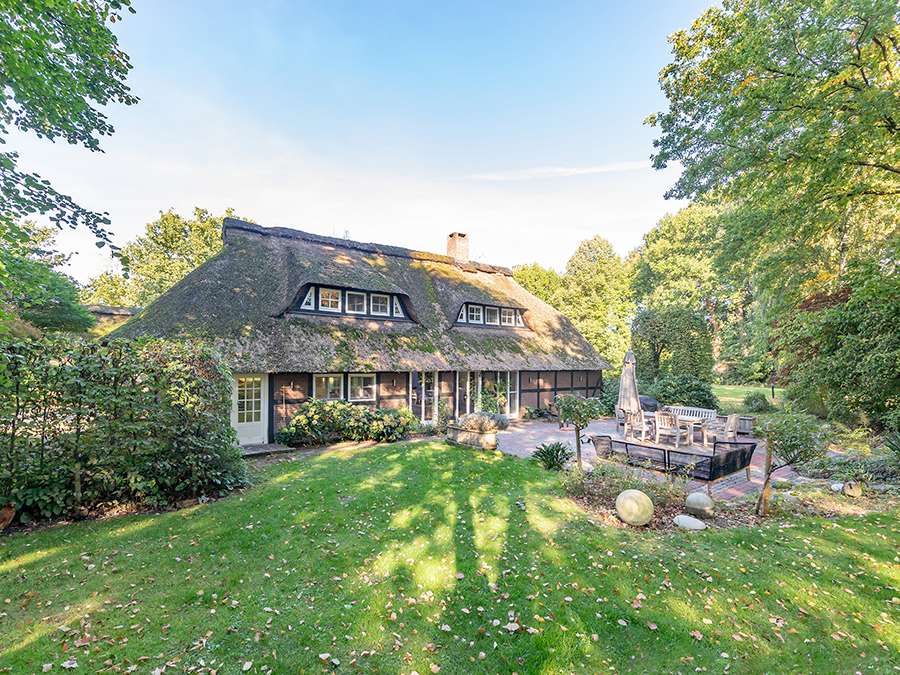 Thumbnail-Haus zum Kaufen in Wiefelstede 639.000,00 € 358 m²