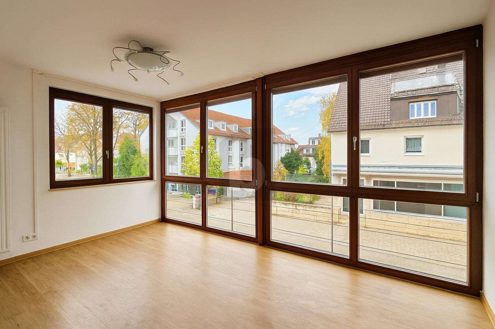 Thumbnail-Büro in Puchheim 2.576,00 € 184 m²