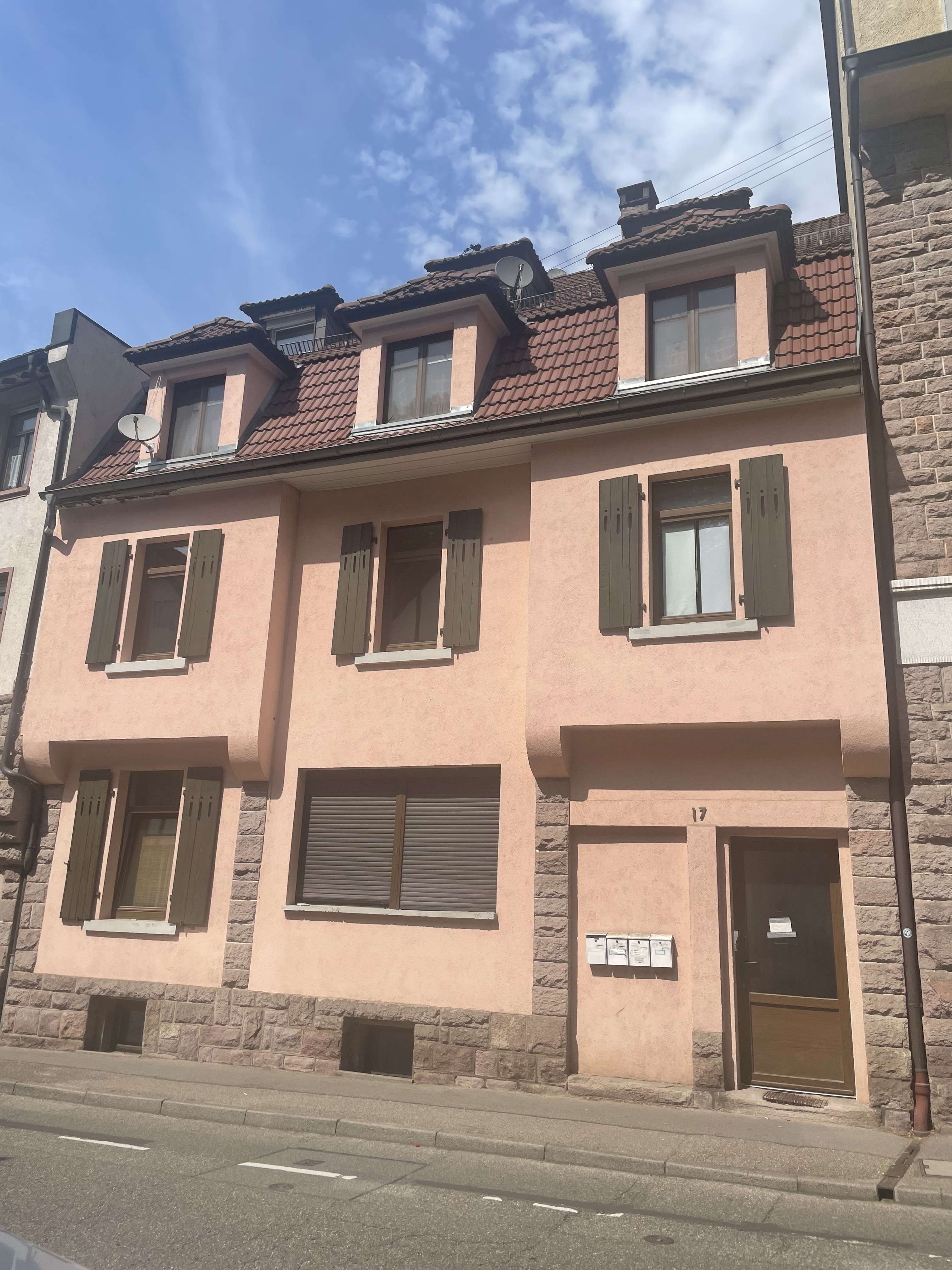 Thumbnail-Haus zum Kaufen in Baden-Baden 650.000,00 € 352 m²