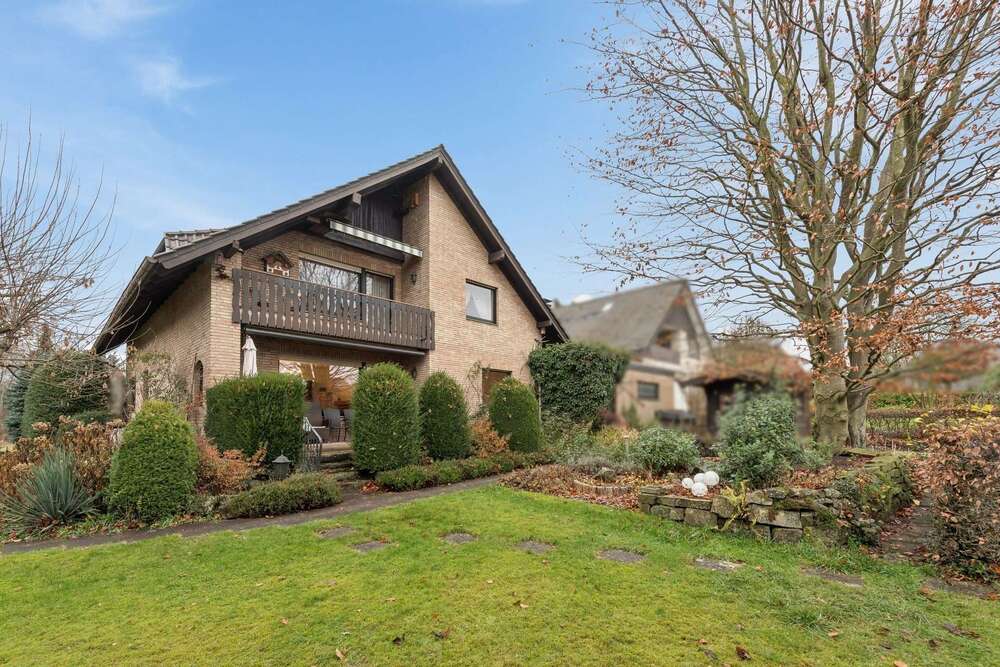 Thumbnail-Haus zum Kaufen in Herford 498.500,00 € 215 m²