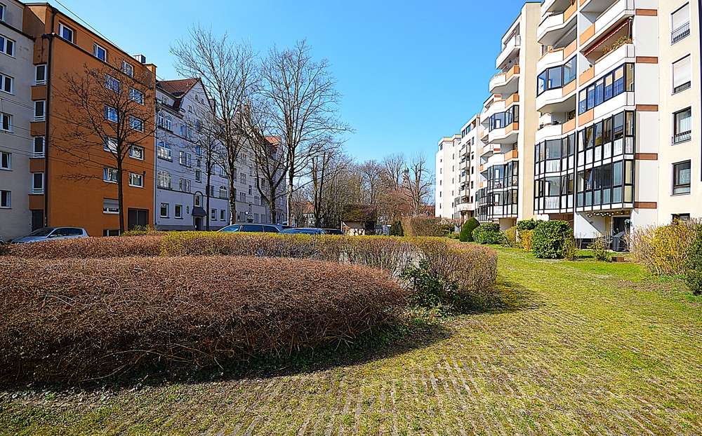 Thumbnail-Wohnung zum Kaufen in Augsburg 392.000,00 € 70 m²