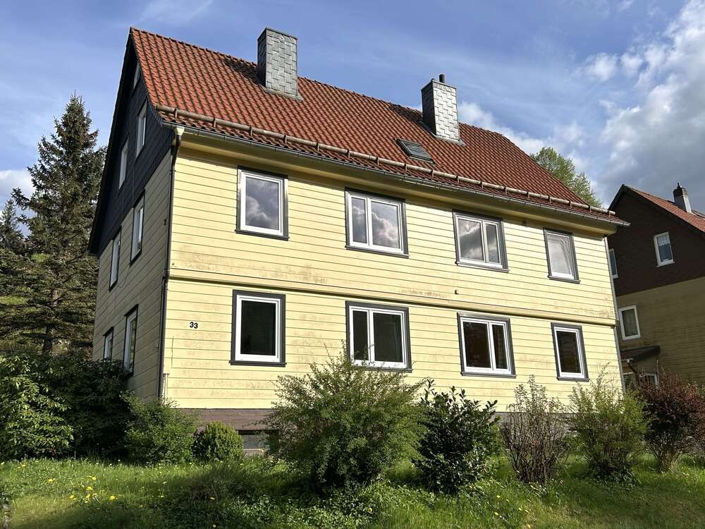 Thumbnail-Haus zum Kaufen in Altenau 80.000,00 € 190 m²