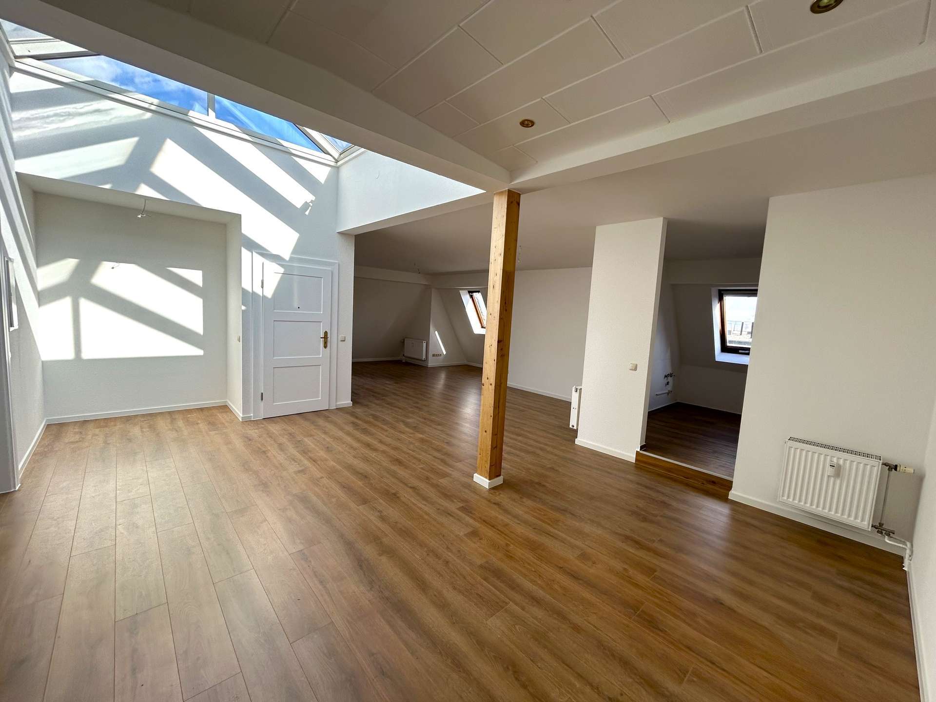 Thumbnail-Wohnung zum Mieten in Dresden 1.399,00 € 105 m²