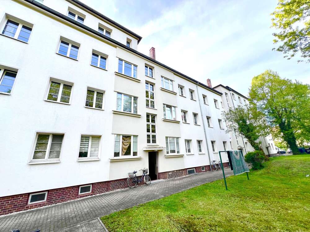Thumbnail-Wohnung zum Kaufen in Leipzig 125.000,00 € 61.88 m²