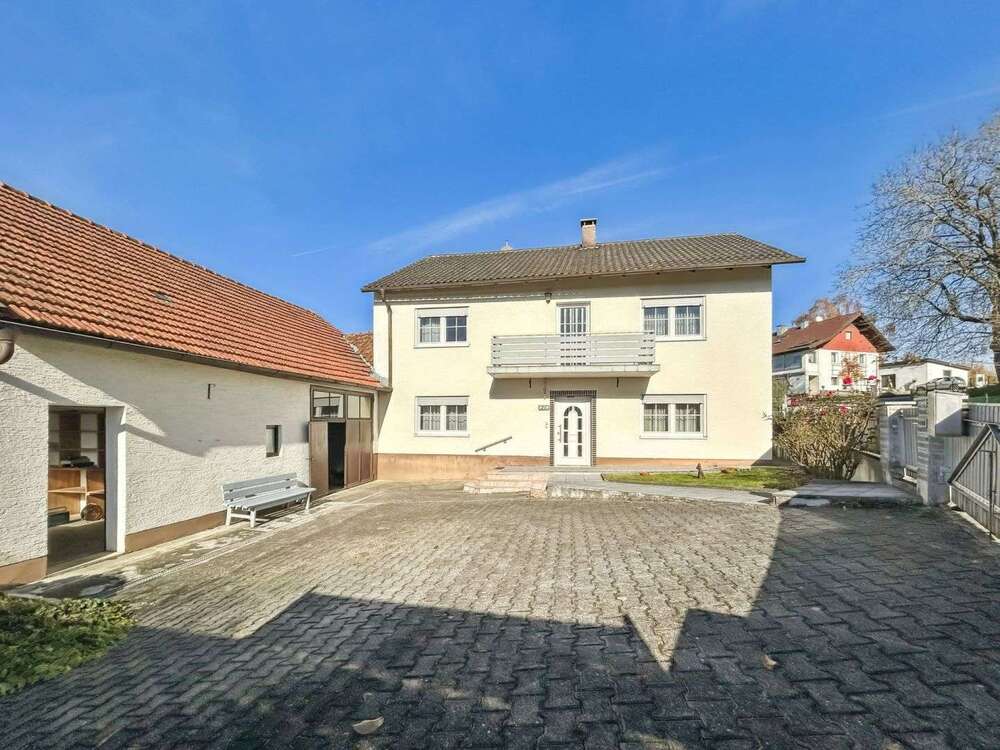 Thumbnail-Haus zum Kaufen in Künzing 249.000,00 € 154.48 m²