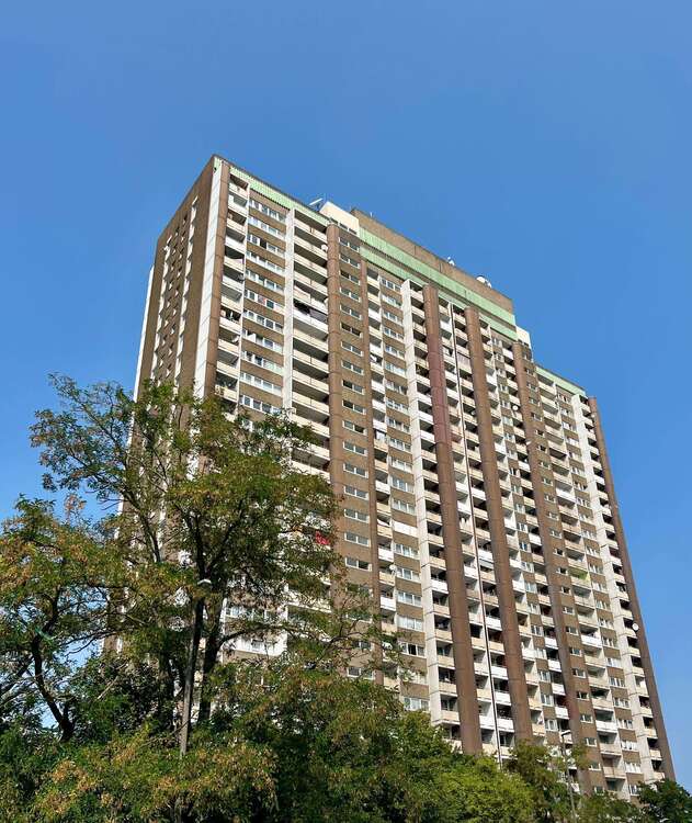 Thumbnail-Wohnung zum Kaufen in Köln 81.000,00 € 72 m²