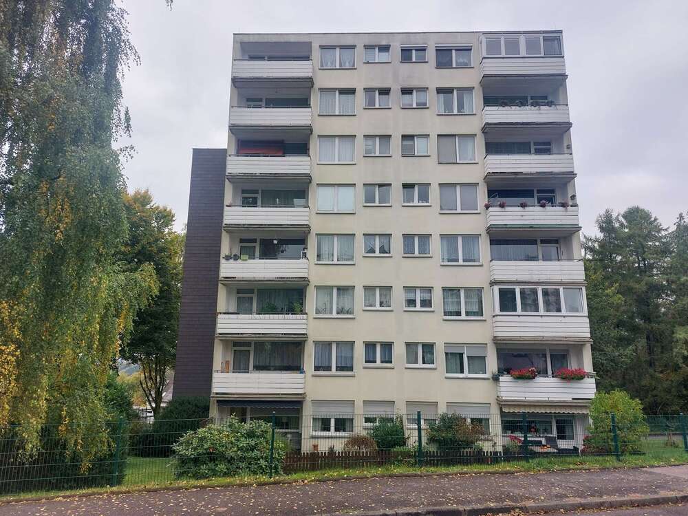 Thumbnail-Wohnung zum Kaufen in Bergneustadt 76.000,00 € 59 m²