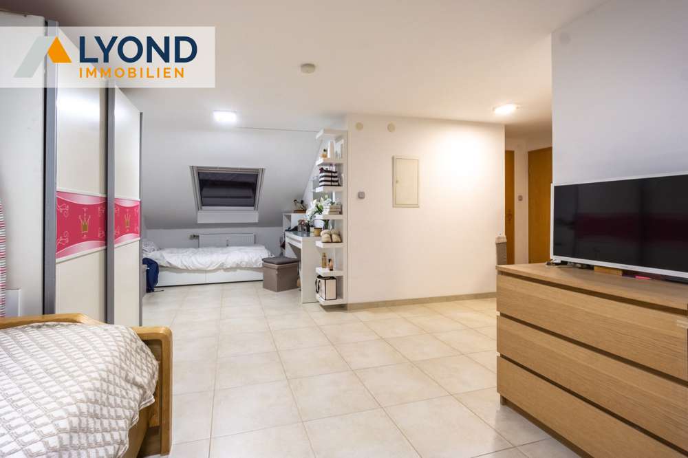 Thumbnail-Wohnung zum Kaufen in Moers 145.000,00 € 90 m²