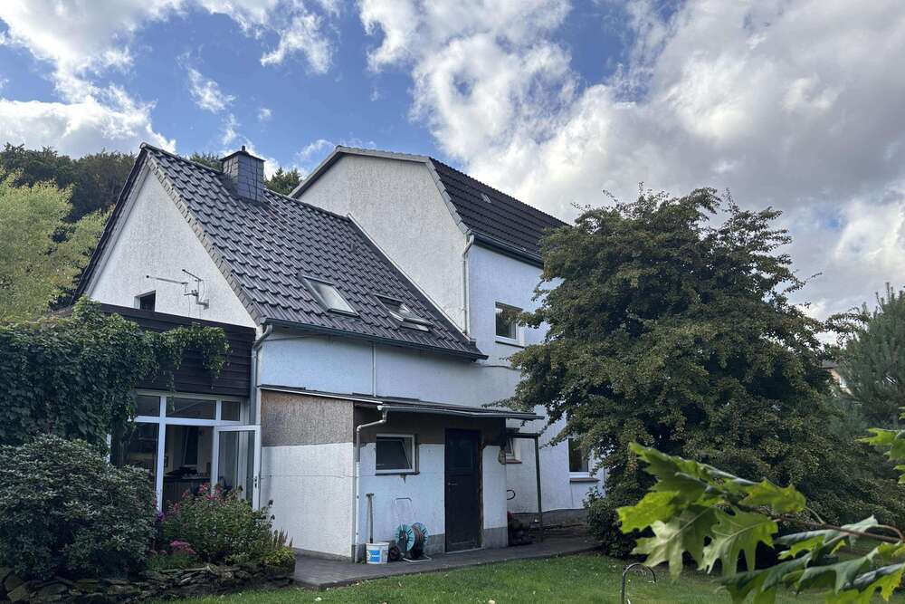 Thumbnail-Haus zum Kaufen in Vlotho 158.000,00 € 165 m²