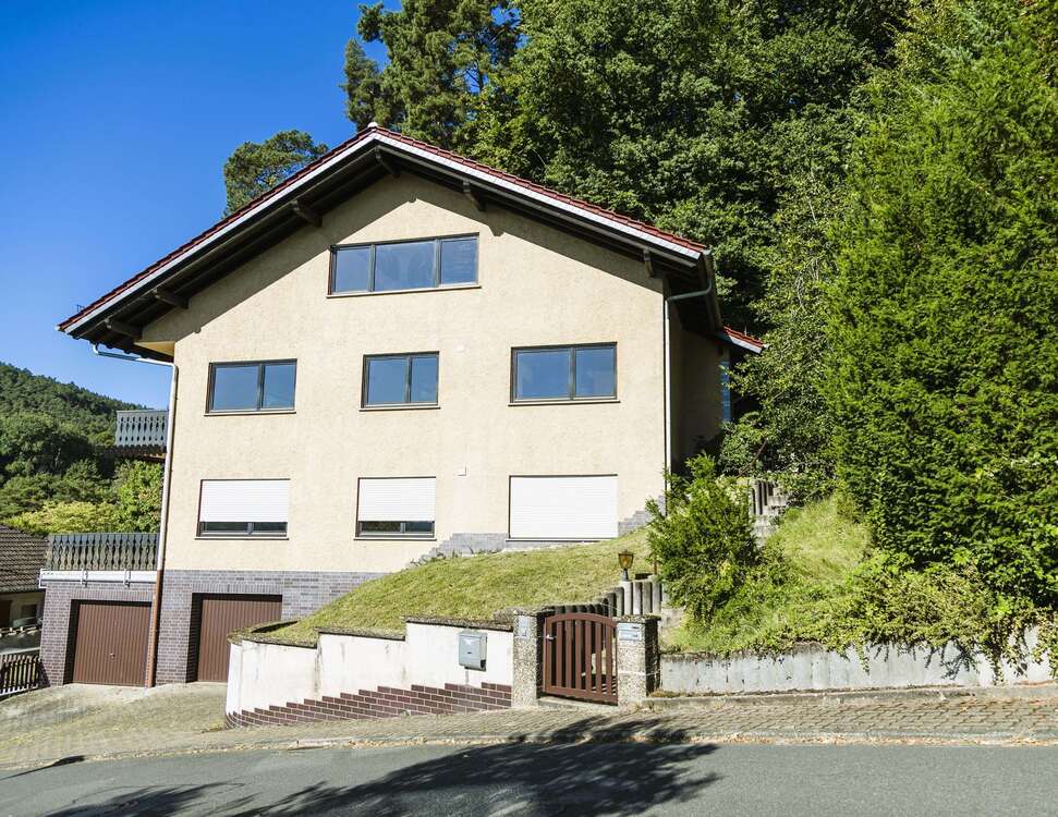 Thumbnail-Haus zum Kaufen in Breuberg-Sandbach 640.000,00 € 370 m²