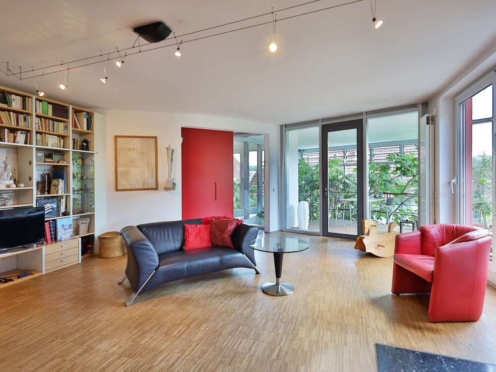 Thumbnail-Haus zum Kaufen in Waldenbuch 1.295.000,00 € 330 m²