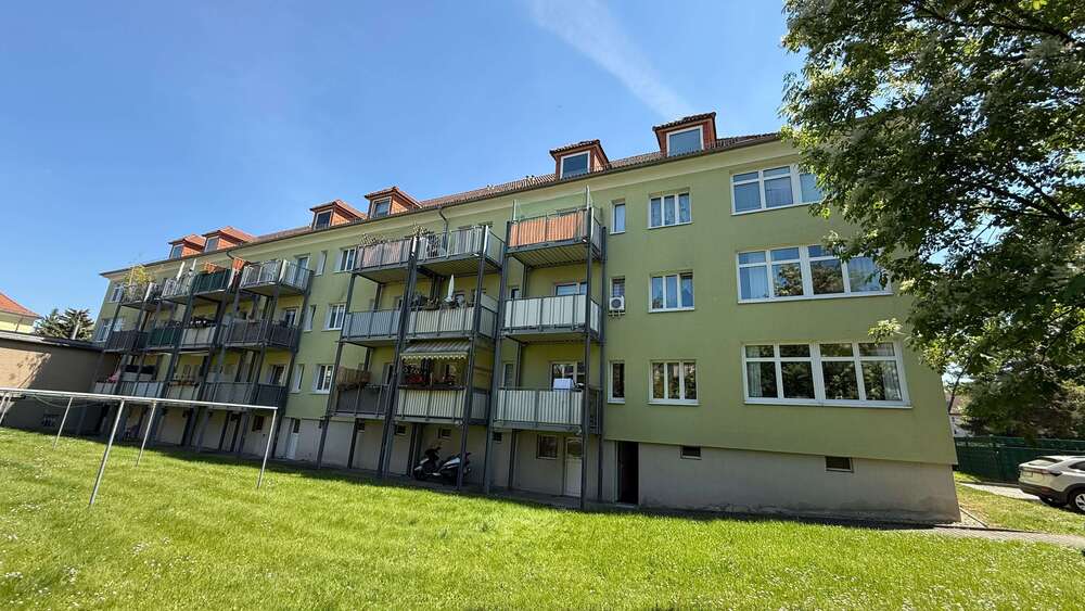 Thumbnail-Wohnung zum Kaufen in Dresden 250.000,00 € 111.3 m²