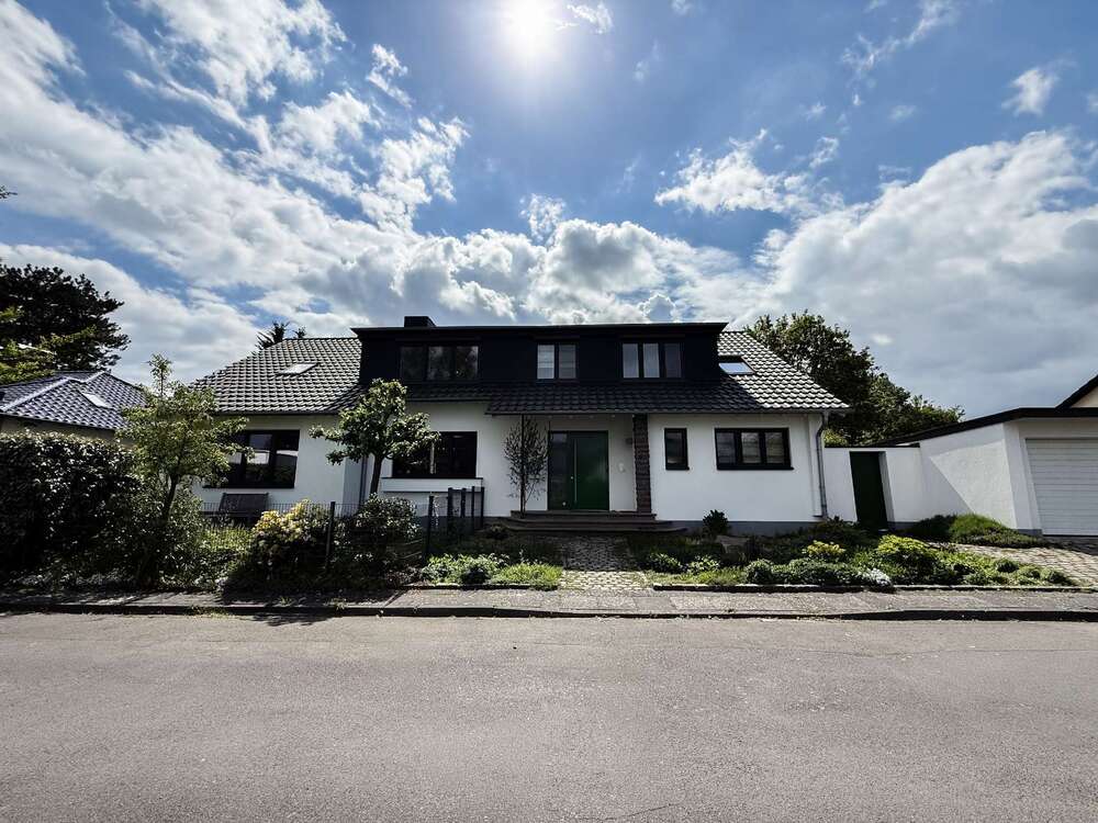 Thumbnail-Haus zum Kaufen in Bonn 1.590.000,00 € 277 m²