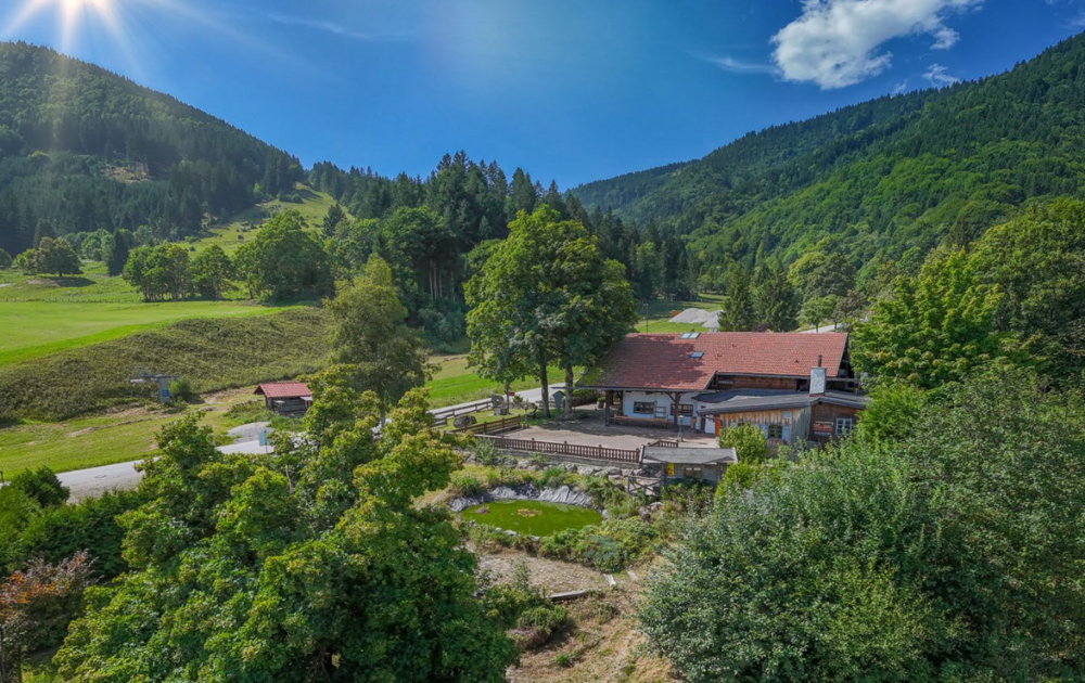 Thumbnail-Haus zum Kaufen in Unterammergau 1.400.000,00 € 560 m²