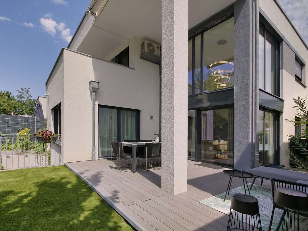 Thumbnail-Haus zum Kaufen in Remseck-Pattonville 1.280.000,00 € 178 m²