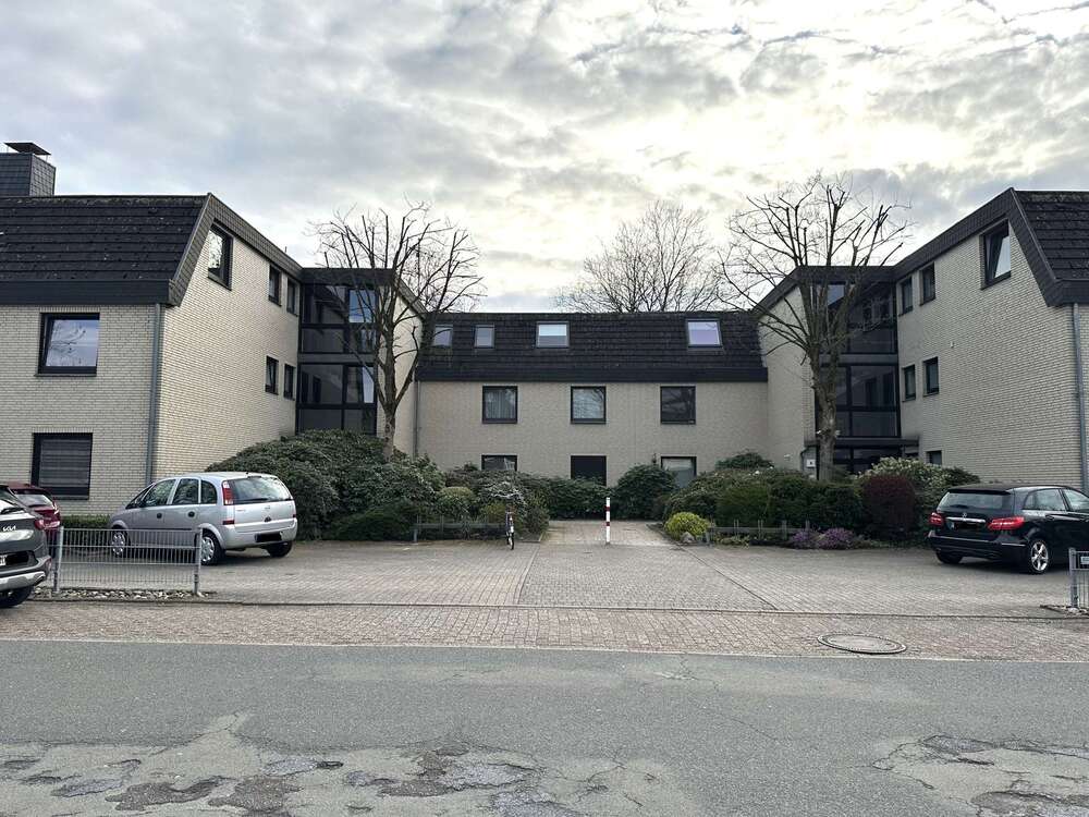Thumbnail-Wohnung zum Kaufen in Bad Zwischenahn 180.000,00 € 59.93 m²
