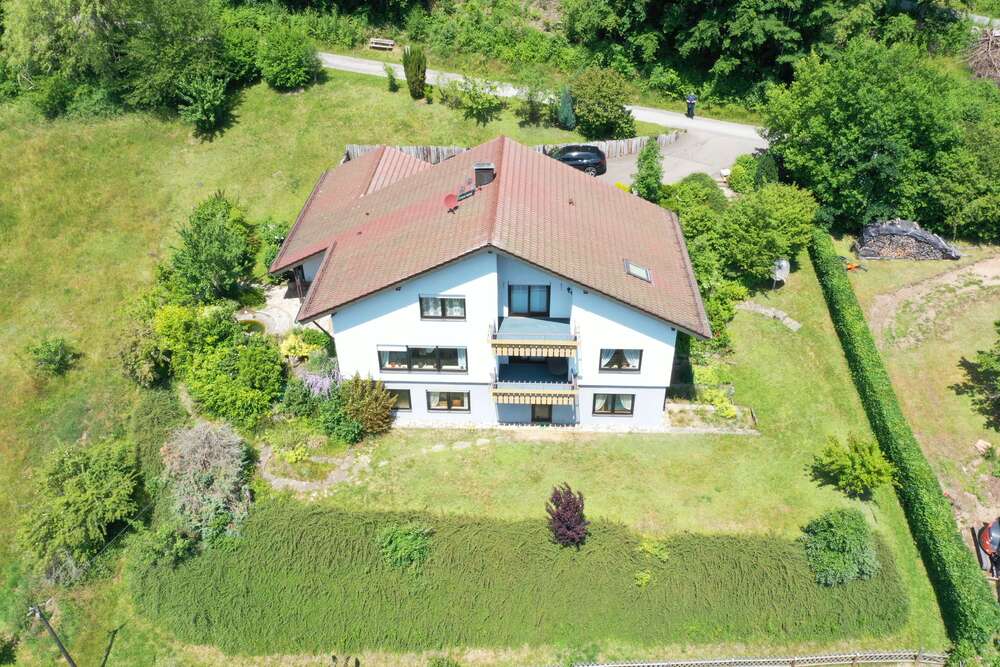 Thumbnail-Haus zum Kaufen in Bad Wildbad 475.000,00 € 210 m²