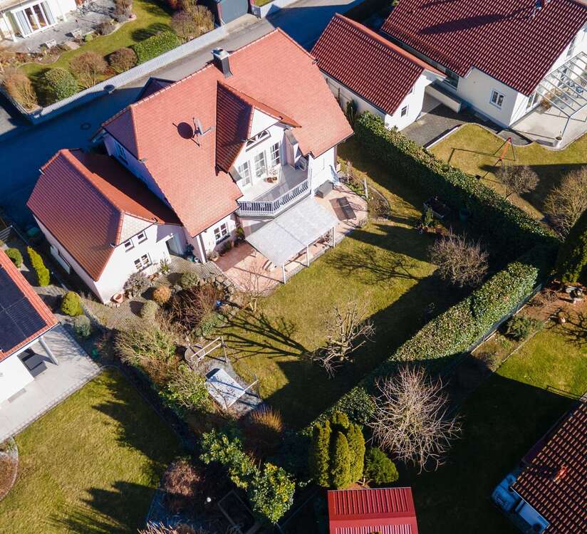 Thumbnail-Haus zum Kaufen in Essenbach 875.000,00 € 193.71 m²